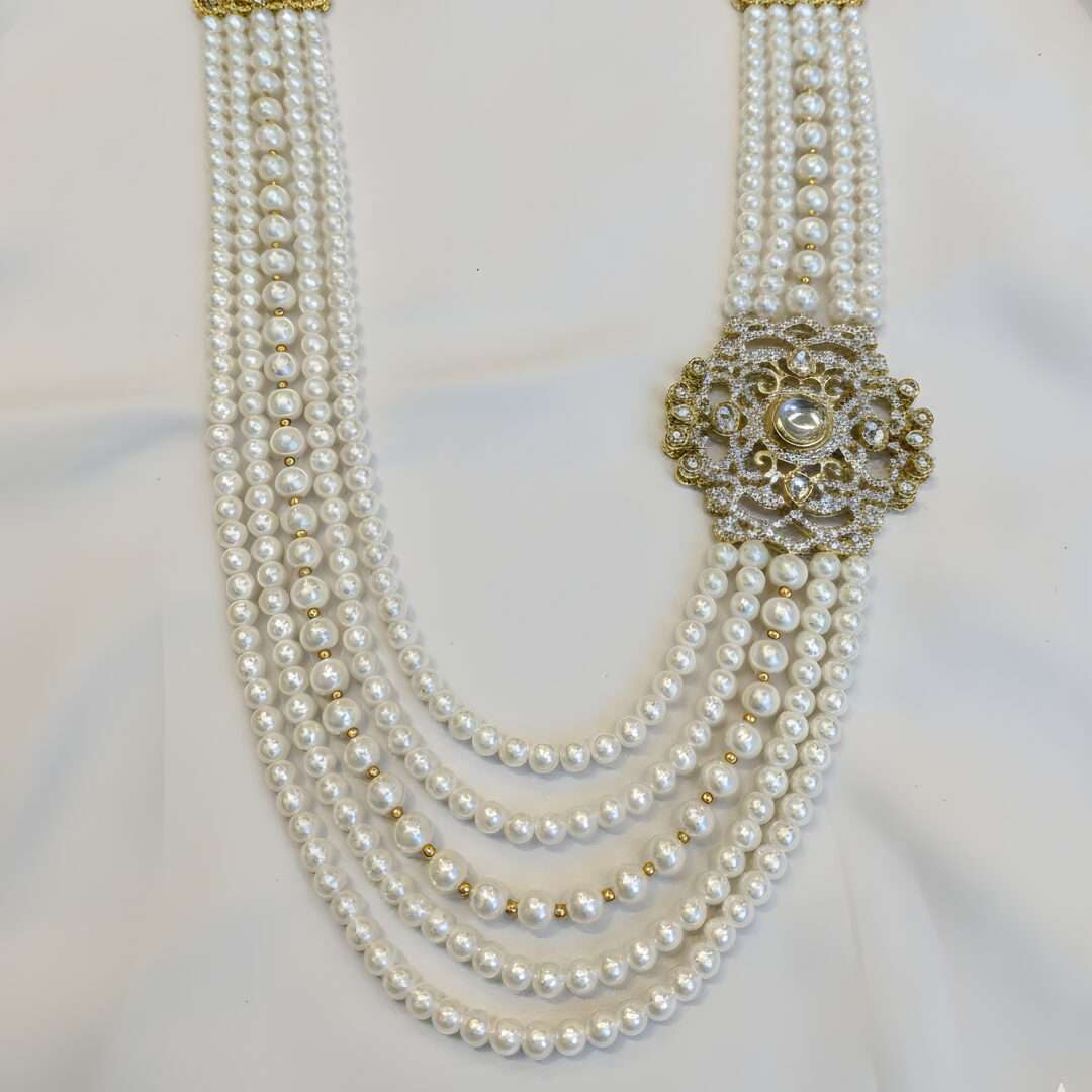 White Pearl Mala with Side Stone Brooch - Image 3
